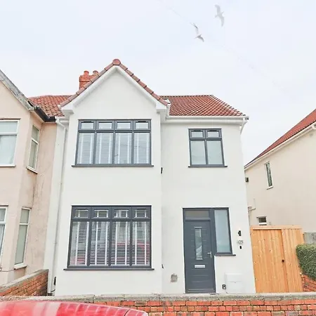 Σπίτι διακοπών Fishponds 6 Bedroom House Μπρίστολ