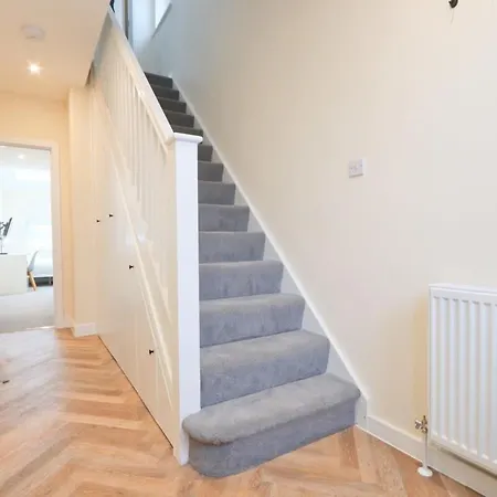 Fishponds 6 Bedroom House Σπίτι διακοπών